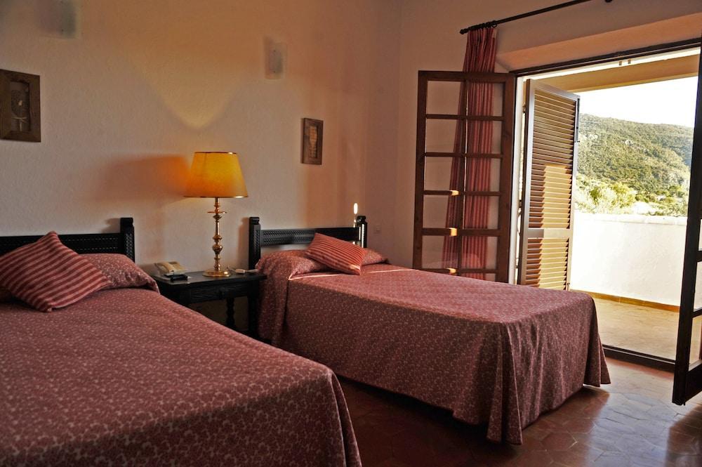 Hotel Tugasa Las Truchas El Bosque Zewnętrze zdjęcie