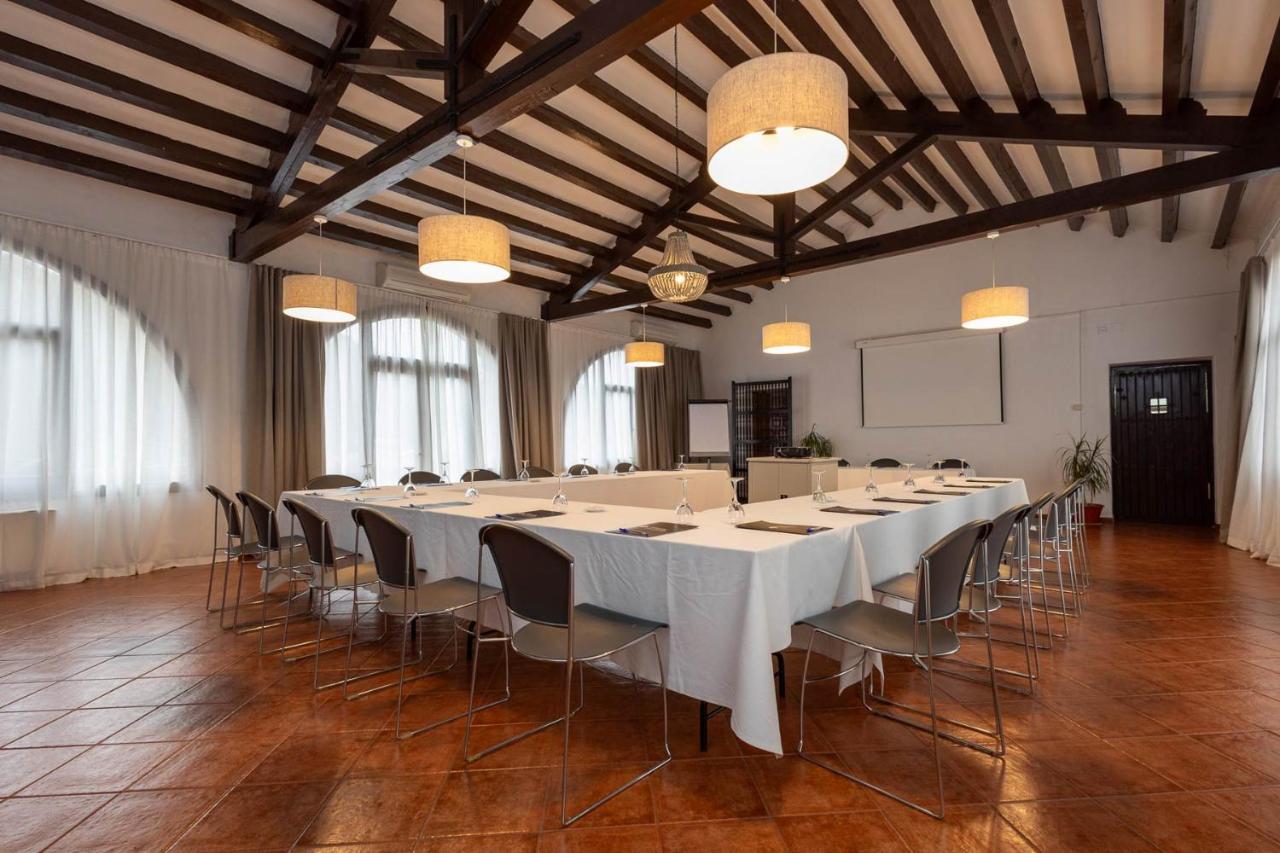 Hotel Tugasa Las Truchas El Bosque Zewnętrze zdjęcie
