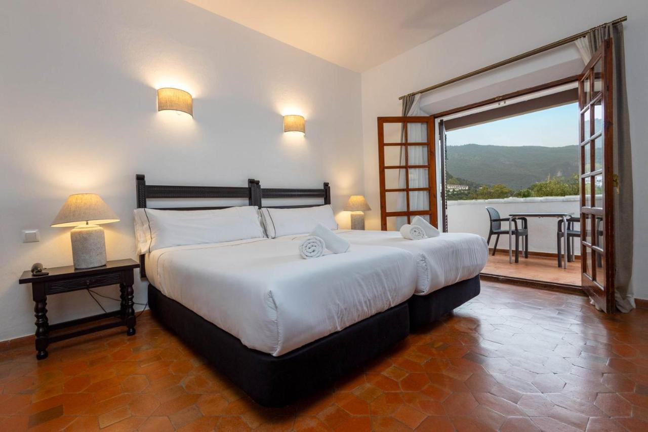 Hotel Tugasa Las Truchas El Bosque Zewnętrze zdjęcie