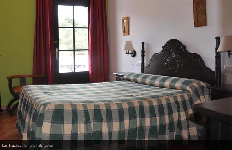 Hotel Tugasa Las Truchas El Bosque Zewnętrze zdjęcie